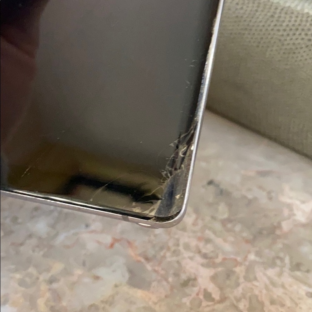 Samsung Note 8 - Picture 3 of 5
